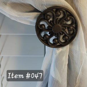 Item # 047 Traditional Medium Drapery Medallion - 3" diameter