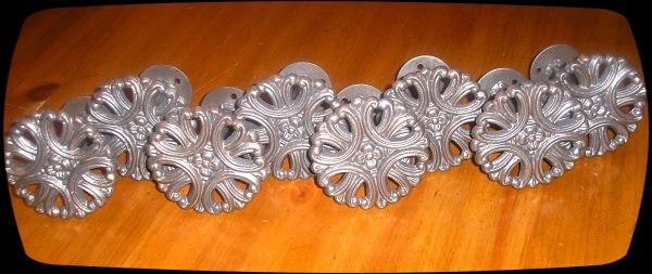 Item # 051 Traditional Floral Medium Drapery Medallion - 3-3/4" diameter - Image 7