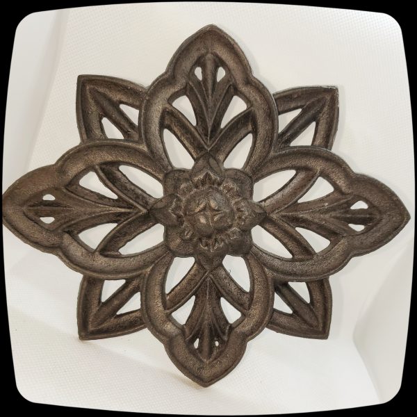 Traditional Stunning Large Drapery Medallion - 7-1/2" H x 6-1/2" W - Item #121 - Image 4