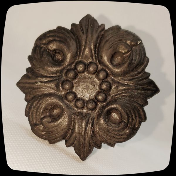 Item # 148 Traditional Medium Drapery Medallion - 3" diameter - Image 2