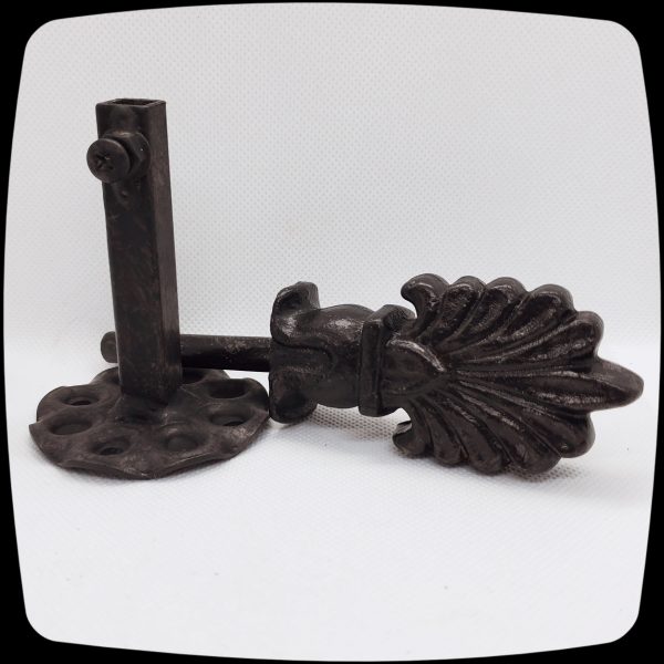 Item # 446M - Fleur-di-lis Protruding Drapery Medallion 3-1/2" L x 1-3/4" H - Image 3