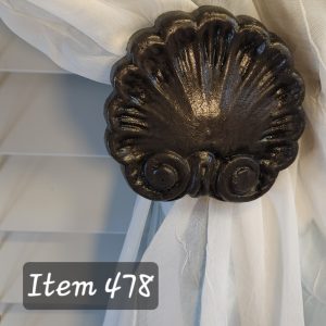 Item # 478M - Traditional Medium Drapery Medallion - 3-3/4" diameter